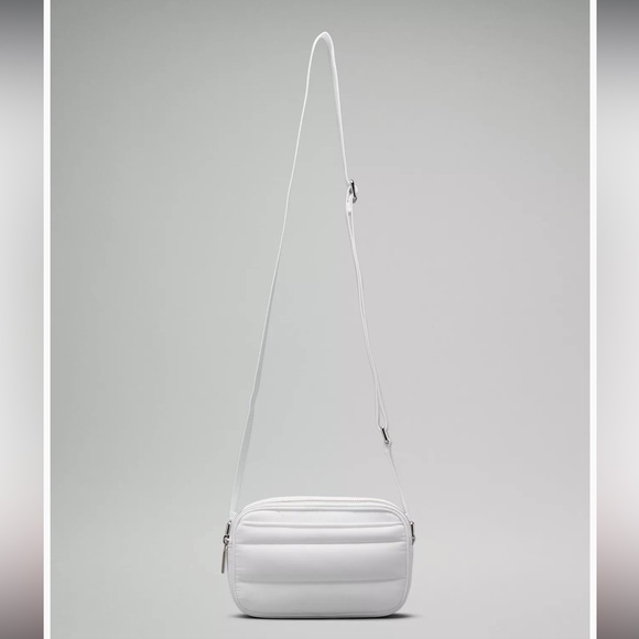 Lulu lemon Wunder Puff Crossbody Camera Bag 2L - Picture 2 of 5